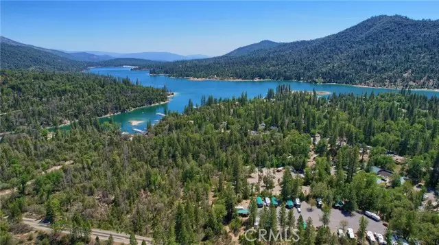 39758 S Cedar Vista Circle, Bass Lake, CA 93604