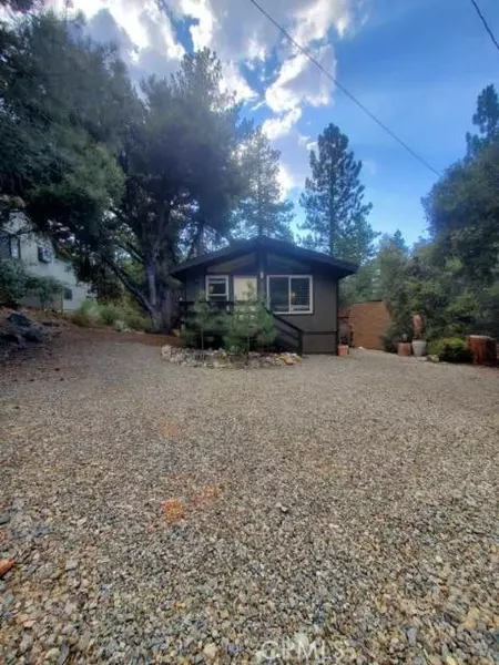 1917 Teton Way, Pine Mountain Club, CA 93222