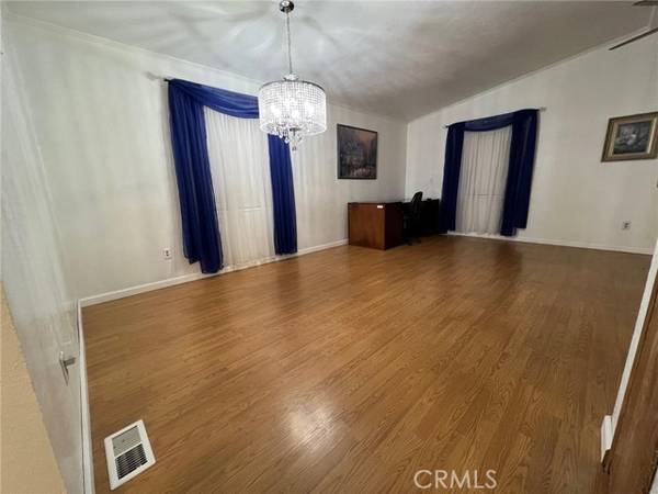 1701 E Dinuba #174, Selma, CA 93662