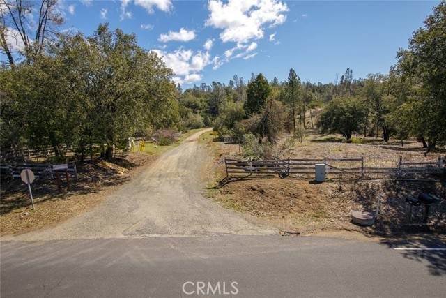 5 Crystal Cove, Mariposa, CA 95338