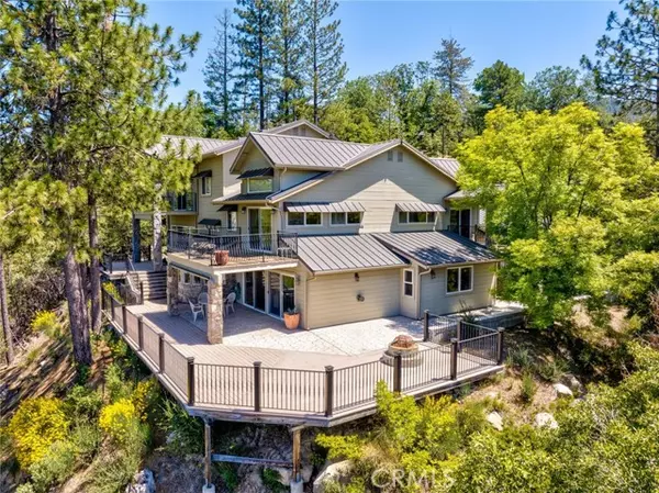 38786 Fawn Point Lane, Bass Lake, CA 93604