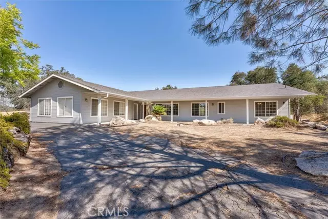 43071 Running Deer Drive, Coarsegold, CA 93614