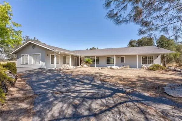 43071 Running Deer Drive, Coarsegold, CA 93614