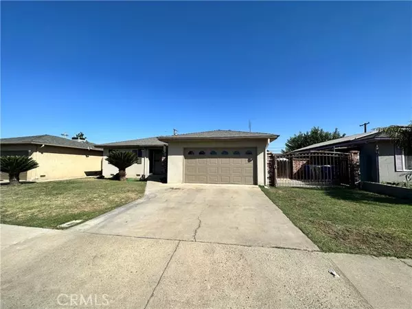 111 W San Gabriel Avenue, Clovis, CA 93612