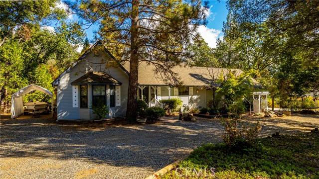 51192 Bon Veu Dr, Oakhurst, CA 93644