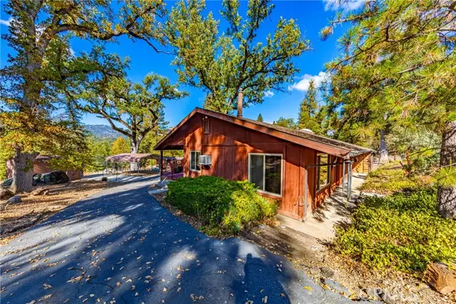 48849 Winners Circle Drive, Coarsegold, CA 93614