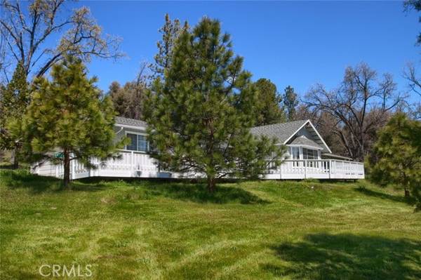 44670 Thunderhead Drive, Ahwahnee, CA 93601