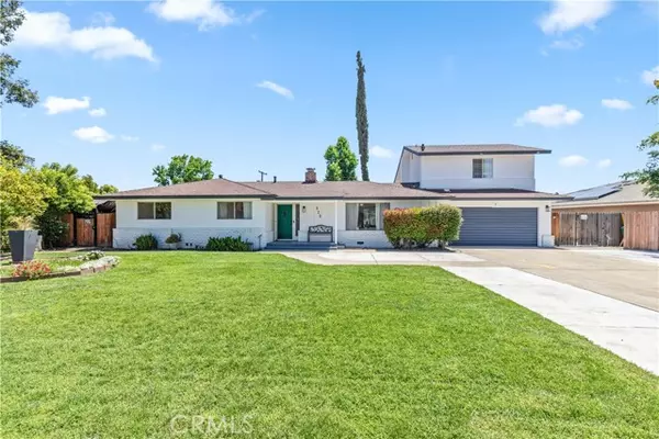 925 S Purdue Avenue, Fresno, CA 93727