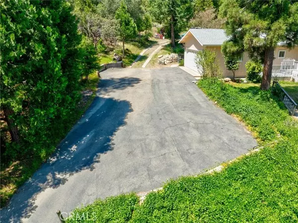 2361 Coachman Road, Mariposa, CA 95338