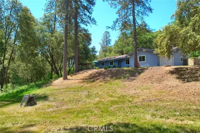 46510 Bissett Station Road, Ahwahnee, CA 93601