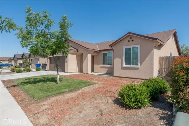 1628 Willis Drive, Hanford, CA 93230