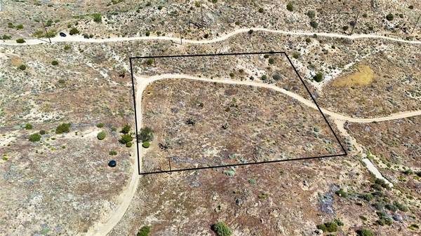 15 Eagles Nest, Yucca Valley, CA 92284