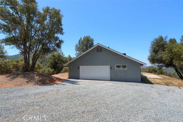 2067 Harris Road, Mariposa, CA 95338