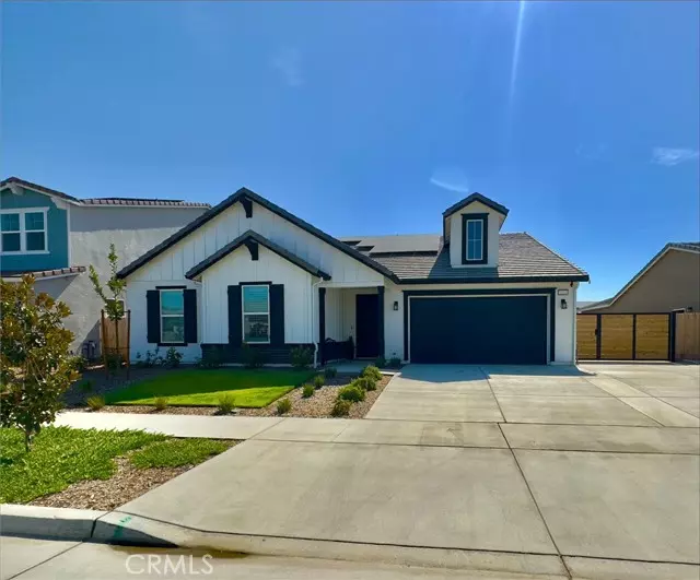 2213 Wilsonia Street, Hanford, CA 93230