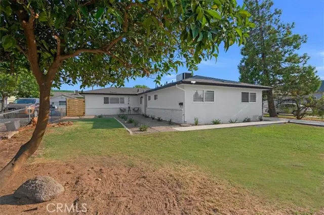 234 5th Street, Clovis, CA 93612