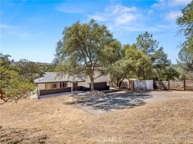 30418 Yosemite Springs Parkway, Coarsegold, CA 93614