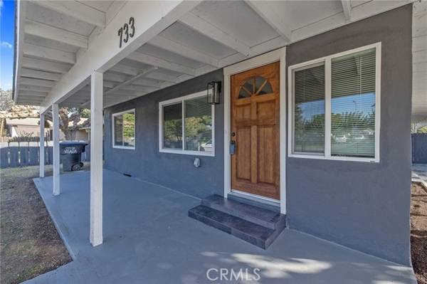 733 W Prospect Avenue, Visalia, CA 93291