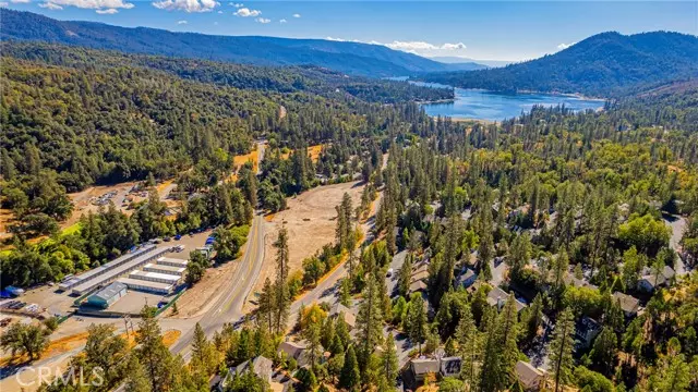 40653 Foxboro Court, Bass Lake, CA 93604