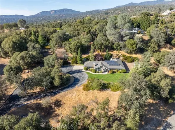 Oakhurst, CA 93644,41801 Loch Lomond Lane