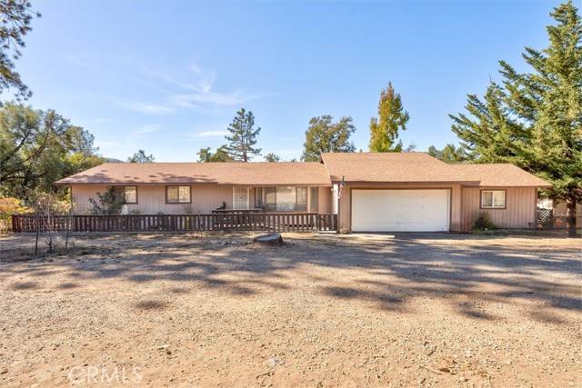 38210 Black Ranch Road, Oakhurst, CA 93644