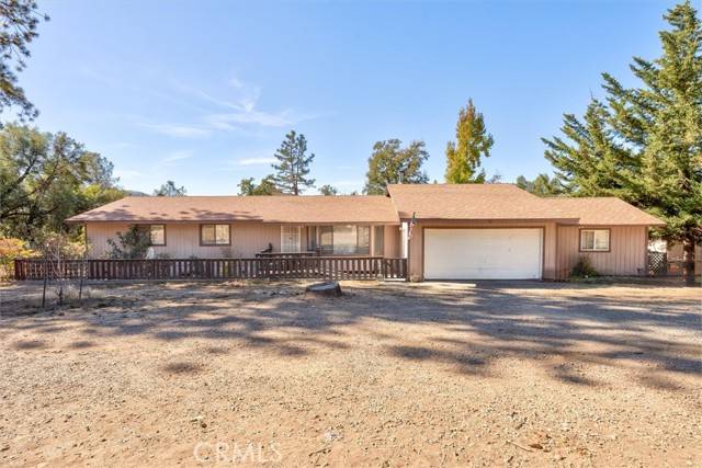 38210 Black Ranch Road, Oakhurst, CA 93644