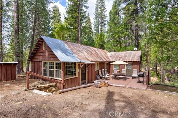 7915 Koon Hollar Road, Wawona, CA 95389