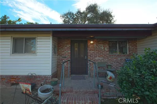 1041 Golden Gate Avenue, Dos Palos, CA 93620