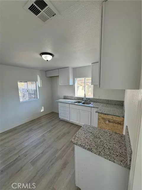 Bakersfield, CA 93308,606 Sharon Place