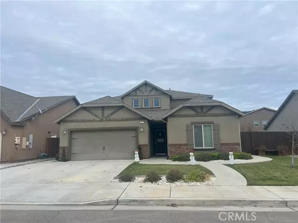 2207 Junipero Avenue, Clovis, CA 93619