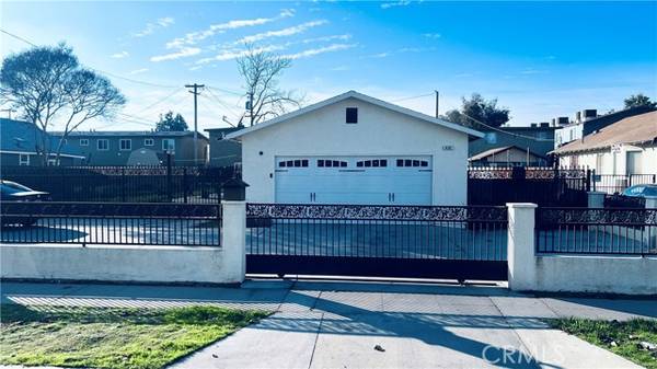 430 S Backer Avenue, Fresno, CA 93702