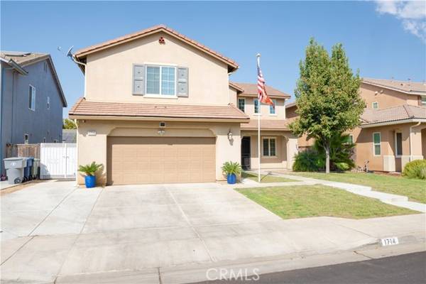 1714 Graybark Avenue, Clovis, CA 93619