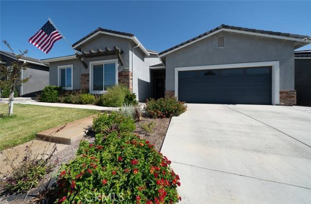 825 Spring Street, Madera, CA 93636