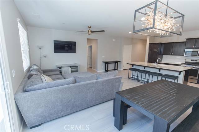 Clovis, CA 93619,3835 Hampton Way