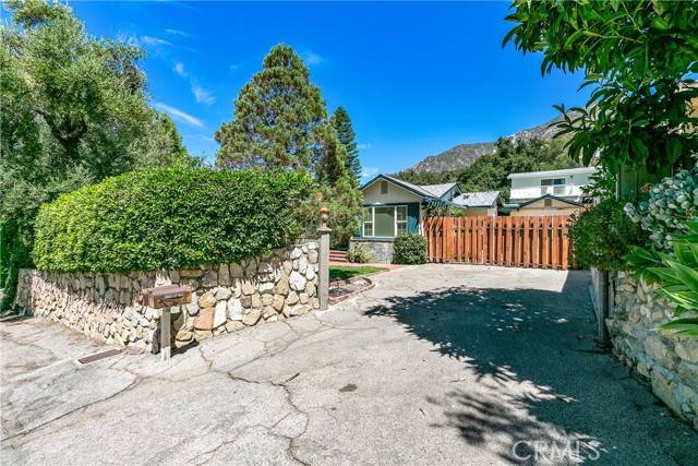 2519 Rockdell Street, La Crescenta, CA 91214