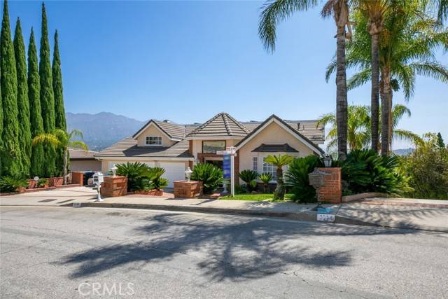 3390 Oakmont View Drive, Glendale, CA 91208