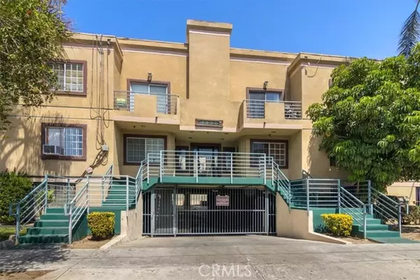 7330 Eton Avenue #205, Canoga Park, CA 91303