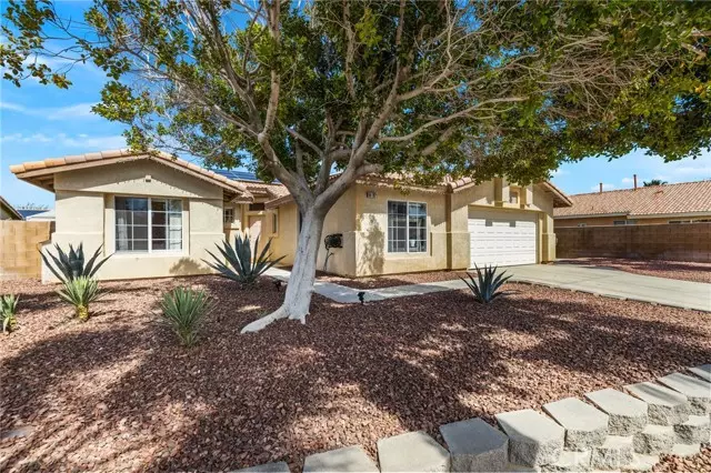 69192 Rosemount Road, Cathedral City, CA 92234