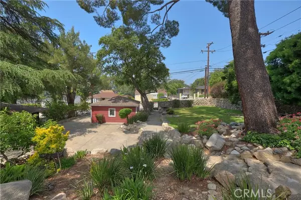 La Crescenta, CA 91214,4922 Briggs Avenue