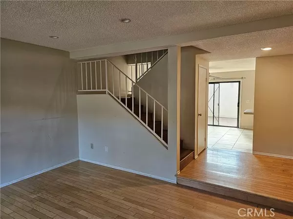 Rancho Cascades, CA 91342,15230 Roxford Street #16