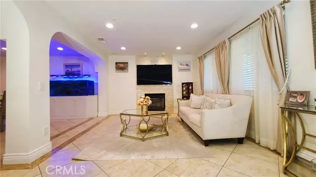 13465 Azores Avenue, Sylmar, CA 91342