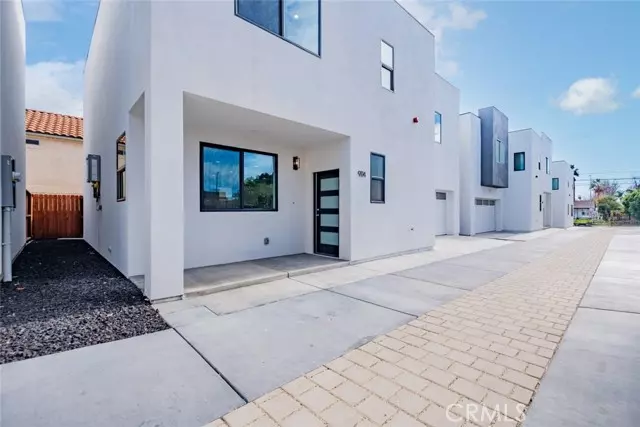 Panorama City, CA 91402,9114 N Nilo Lane