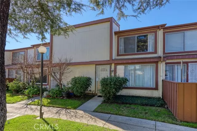 Panorama City, CA 91402,14501 Tupper Street #34