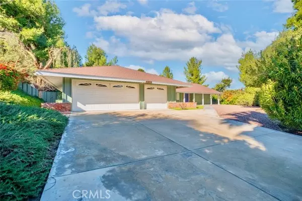 27165 Circle G Drive, Canyon Country, CA 91387