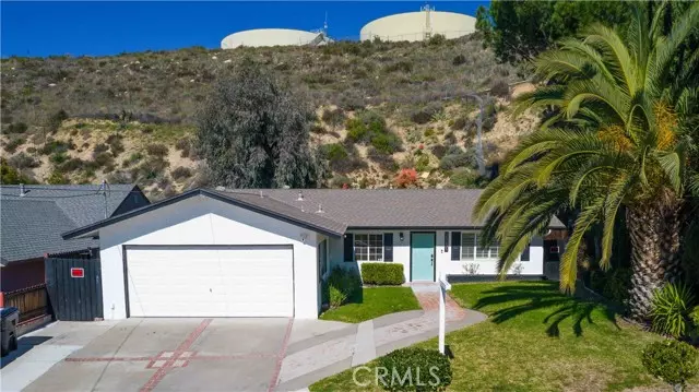 Canyon Country, CA 91351,28231 Enderly Street