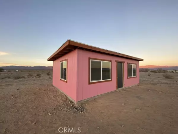 29 Palms, CA 92277,81615 Valle Vista Road