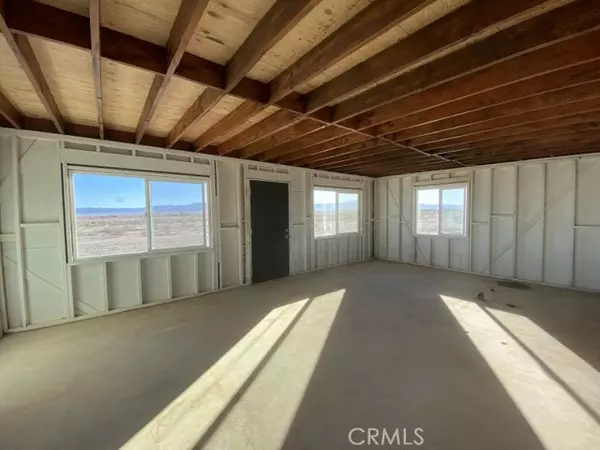 29 Palms, CA 92277,81615 Valle Vista Road