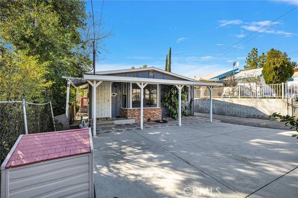 10245 Glory Avenue, Tujunga, CA 91042