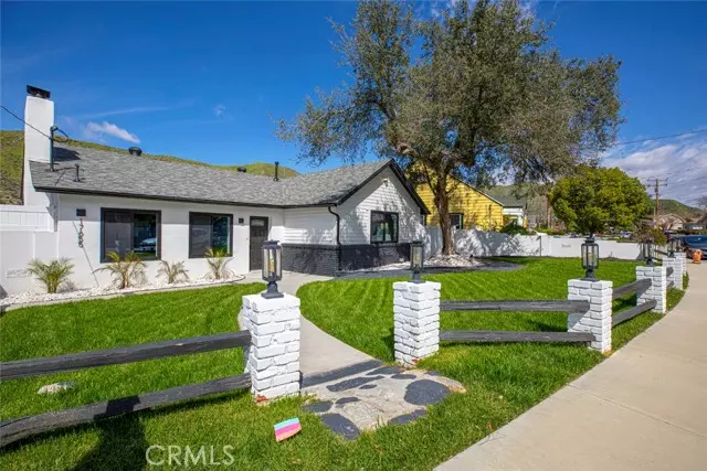 Canyon Country, CA 91387,17655 Scherzinger Lane