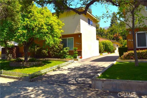 3247 Montrose Avenue #B, La Crescenta, CA 91214