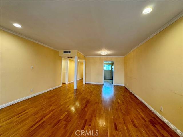 1401 Valley View Road #325, Glendale, CA 91202